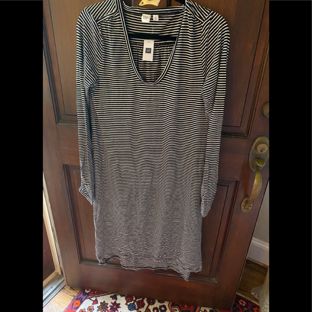 Gap Striped Dress 💥NEW PRICE 💥
